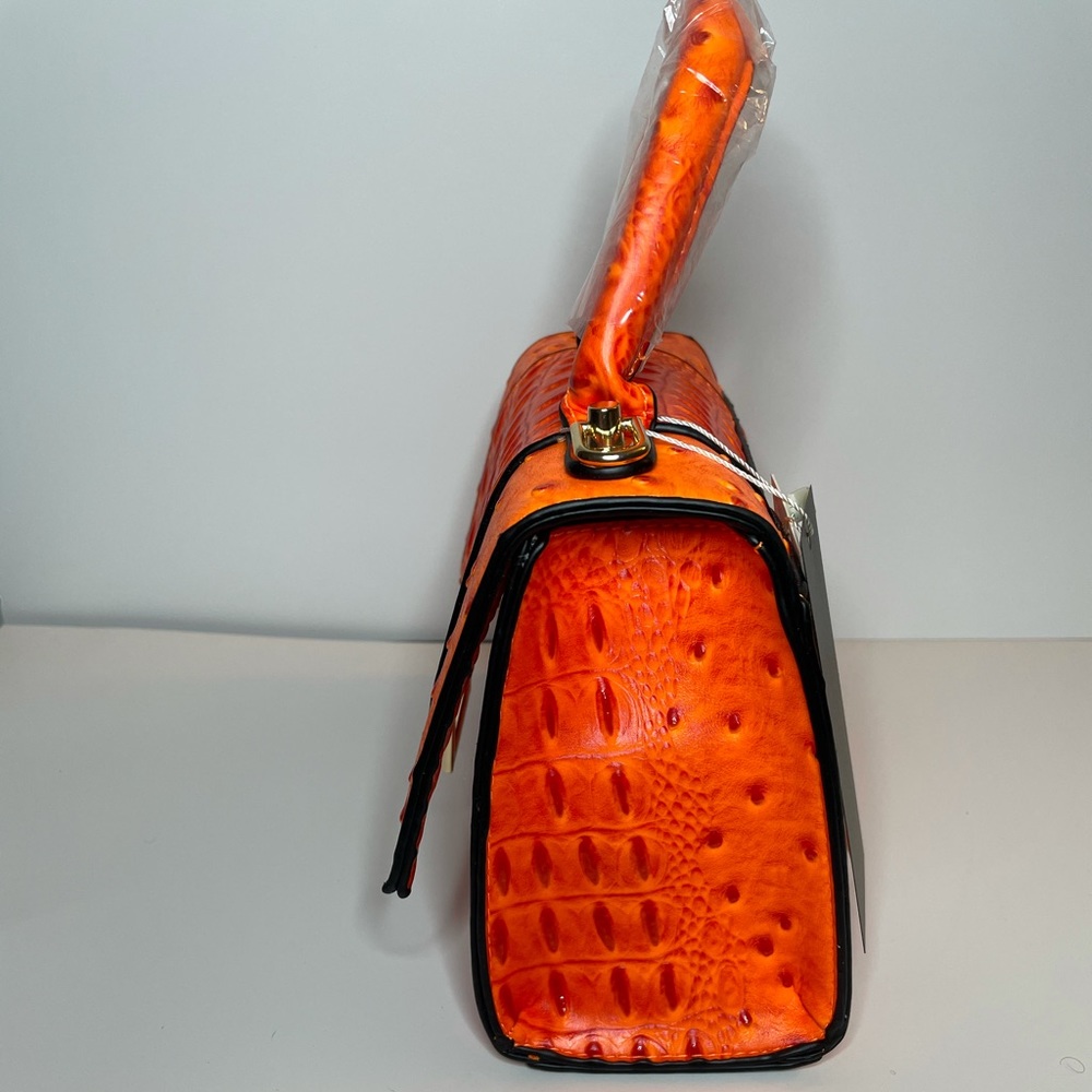 Purse - Picture 2 of 5